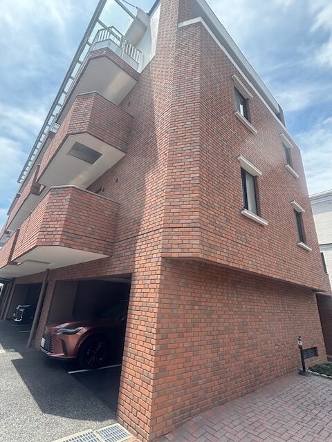 ブリックブロック